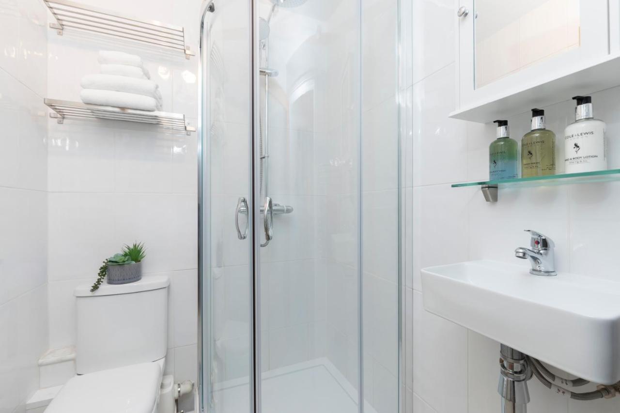 Modern Self Contained Studio Home Cheltenham Kültér fotó